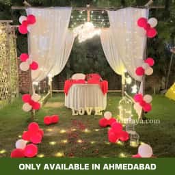 Garden Candle Light Dinner Setup