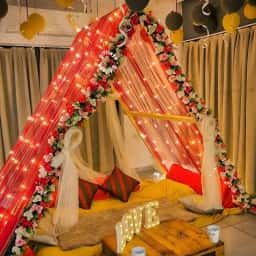 Cozy & Chic Candle Light Dinner