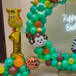 Jungle Theme Ring Decoration