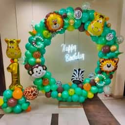 Jungle Theme Ring Decoration