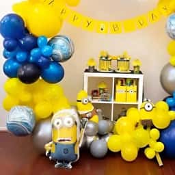 Minion Ring Decoration for Kids at Home