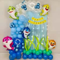 Simple Baby Shark Balloon Decoration