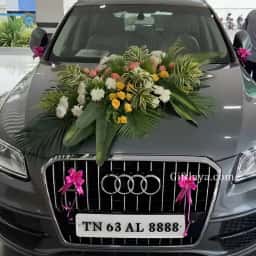 Floral Wedding Car Decoration