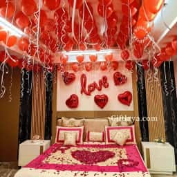 Red Balloon Decoration