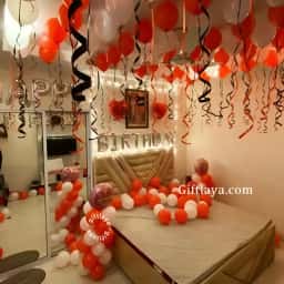 Simple Romantic Balloon Decoration