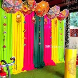 Unique Mehndi Decoration