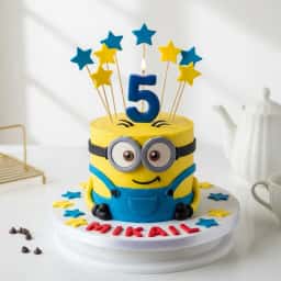 Minion Theme Delicious Cake