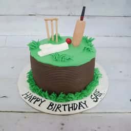 Cricket Theme Cake