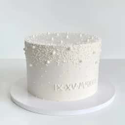 White Pearl Cake