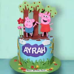 Peppa Pig Fondant Cake