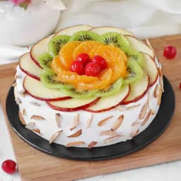 Fresh Fruit Half kg Cake