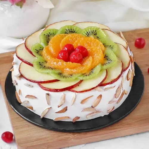 Fresh Fruit Half kg Cake