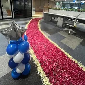 1 Foil Pillar and Flower Pathway (10 ft)