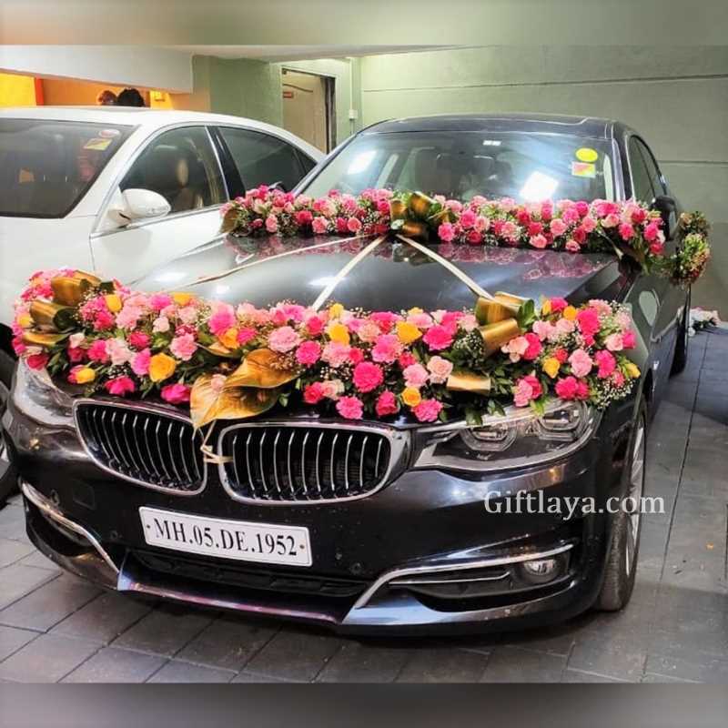 Wedding Car Decoration with Flowers