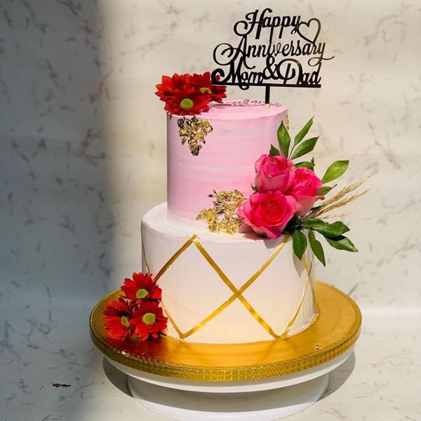 Couple Anniversary Cake In Delhi NCR | Doorstep Cake