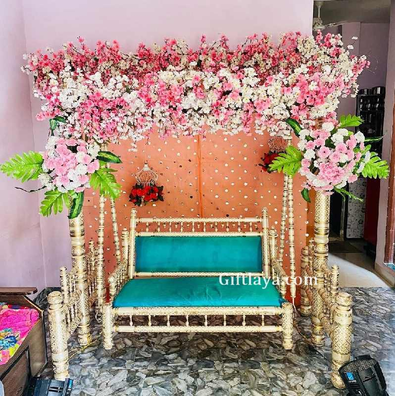 "Jhula" Baby Shower Decoration