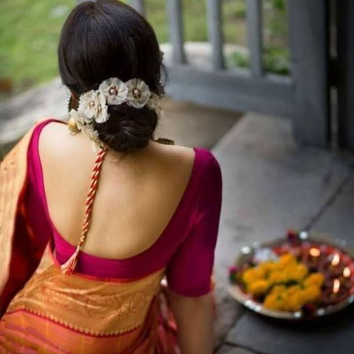 back side photo without face. Long focus. Far away kerla big boobed , curvy  girl in saree