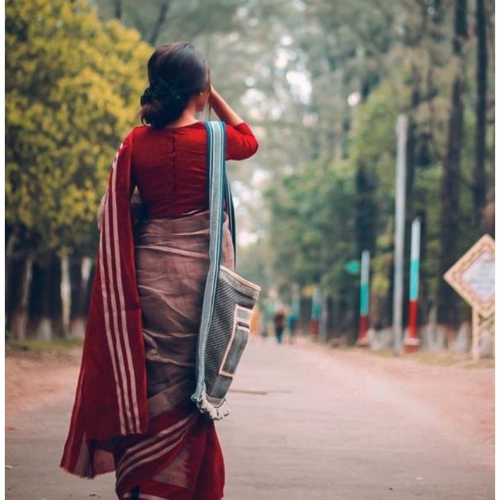 Captivating Photography Saree Poses by Red Veds